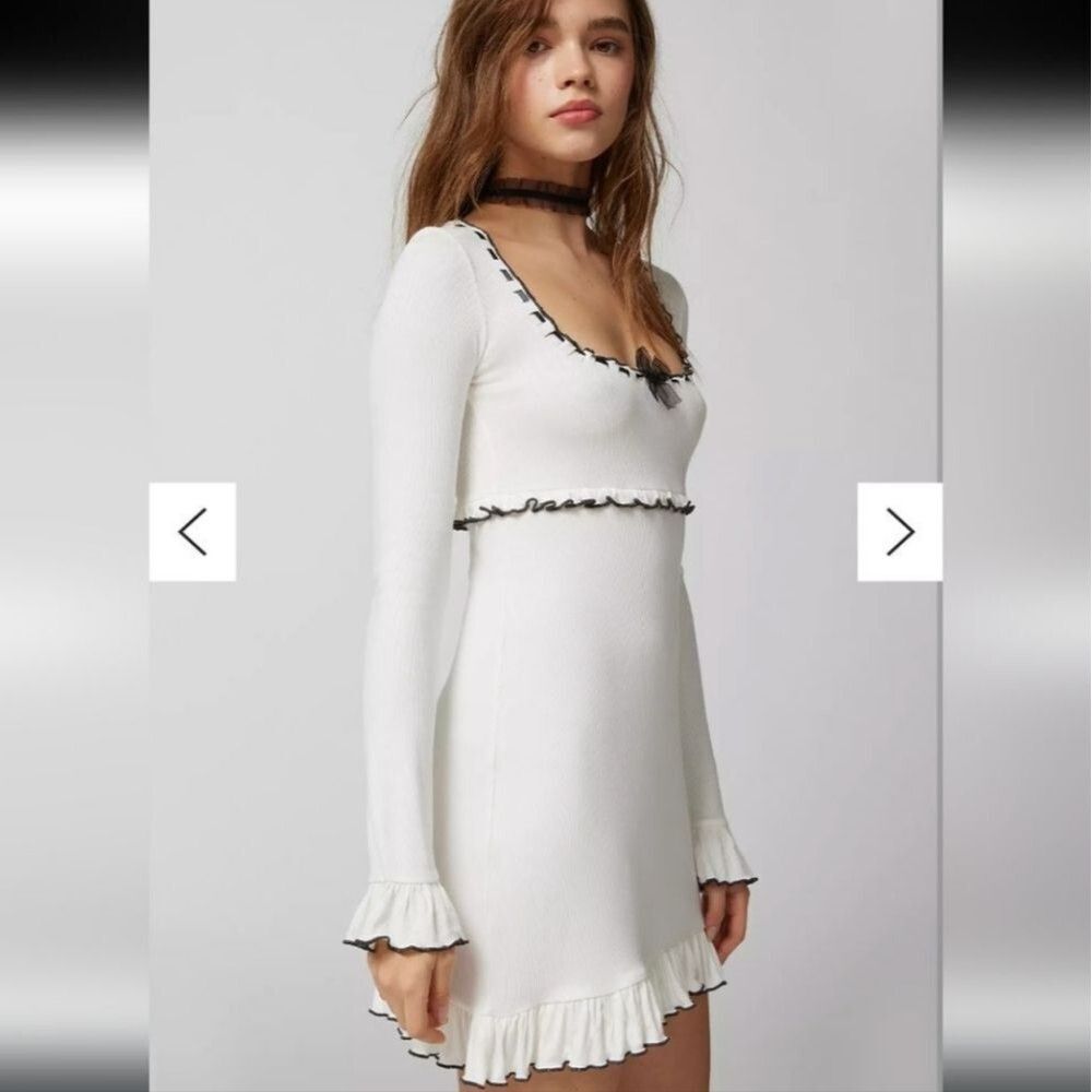 UO Urban Outfitters Out From Under Sweet Dreams Long Sleeve Mini Dress M Medium